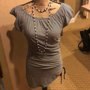 Rutched tie side black & cream tunic top